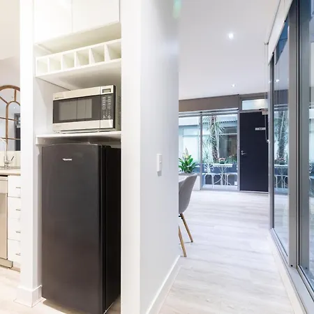 The Port Melbourne Experience Apartment Exterior photo
