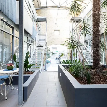 The Port Melbourne Experience Apartment Exterior photo