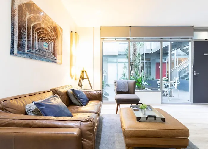 The Port Melbourne Experience